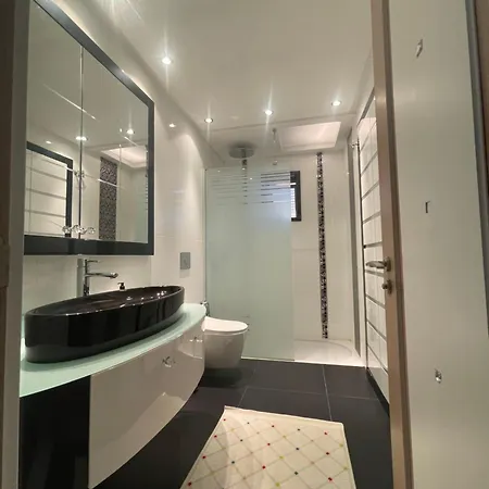 Izmirin Kalbi Denize Sifir Willa *