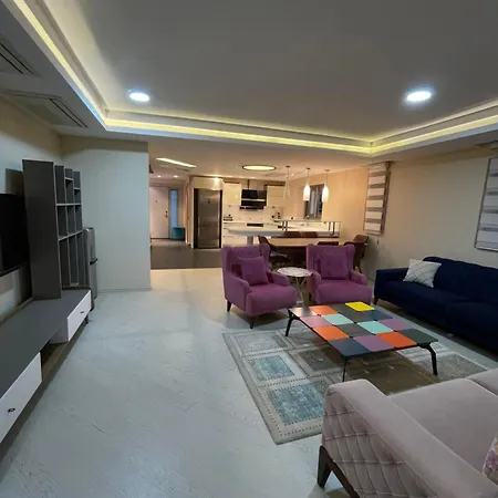 Willa Izmirin Kalbi Denize Sifir