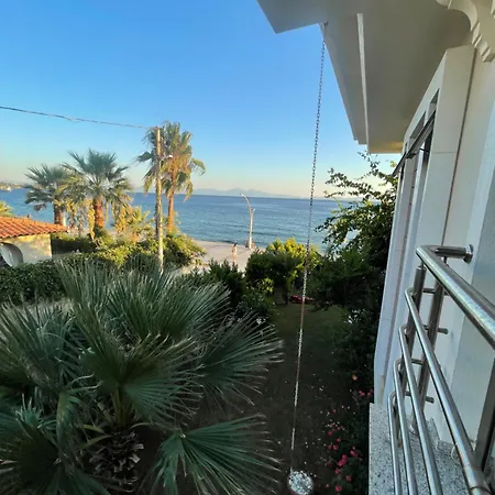 Izmirin Kalbi Denize Sifir Willa Özdere