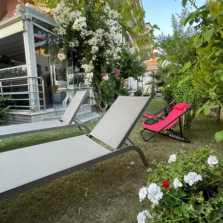 Izmirin Kalbi Denize Sifir