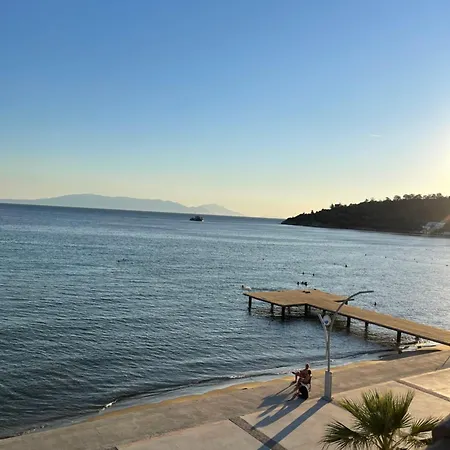 Izmirin Kalbi Denize Sifir Villa Ozdere