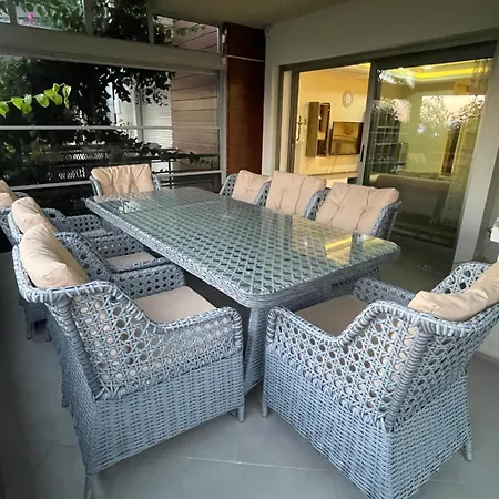 Izmırın Kalbı Denıze Sıfır Villa