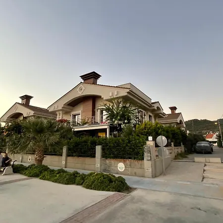 Izmırın Kalbı Denıze Sıfır Villa